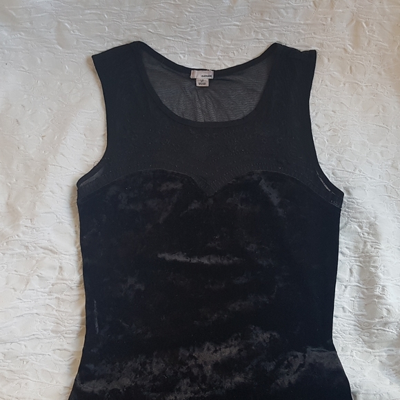Garage embroidered mesh velvet crop top - Picture 10 of 10